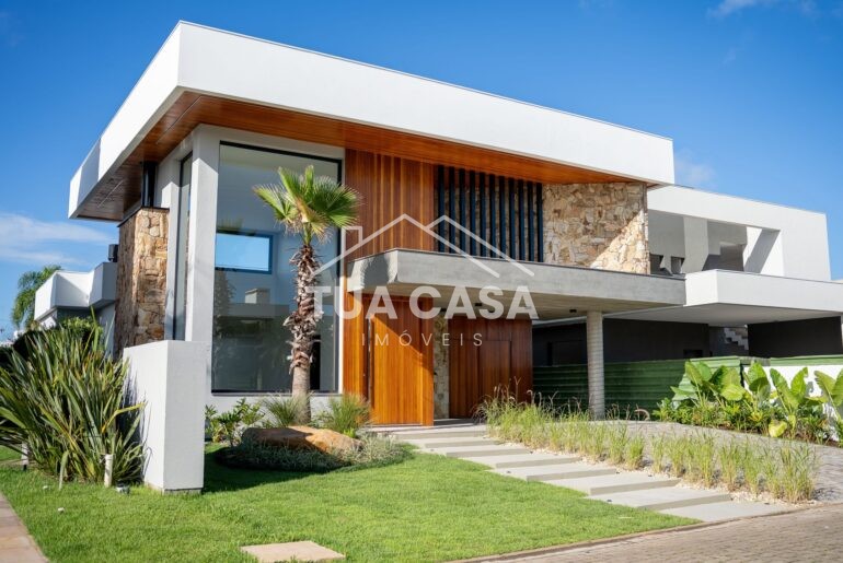 Casa à venda no Condomínio Reserva das Águas em Torres/RS