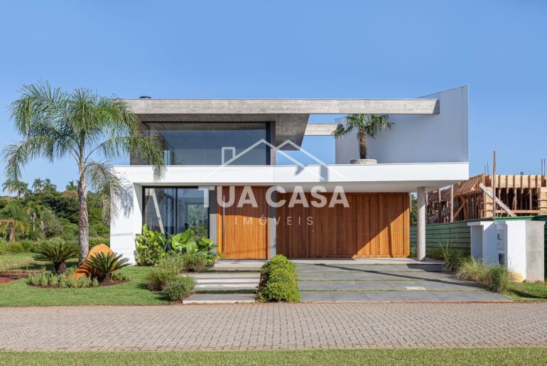 T10042 -Casa de Condomínio à venda em Torres - RS - D8 L5