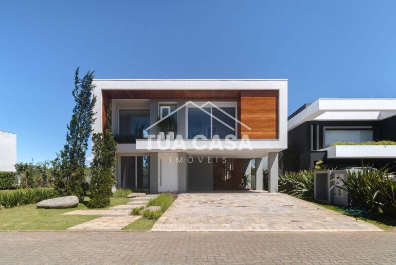 Casa em Condomínio à venda em Torres-RS