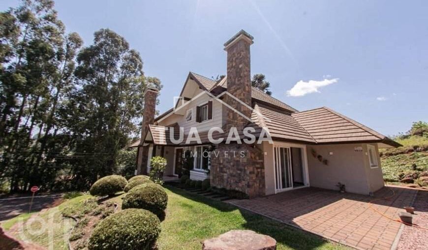 Casa à Venda em Gramado – Vale das Colinas