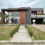 Casas à venda em Atlântida