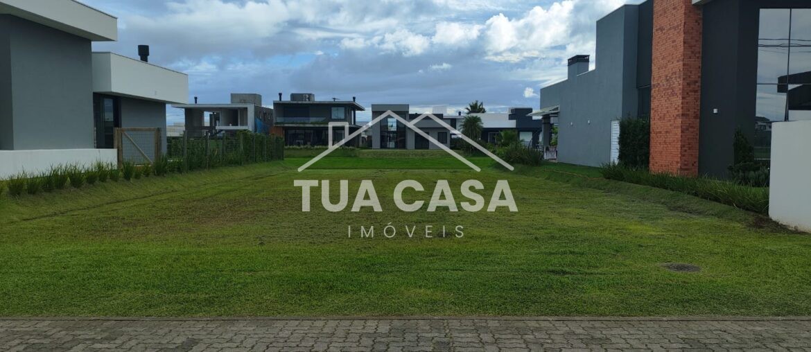 Terreno à venda no Condomínio Reserva das Águas em Torres
