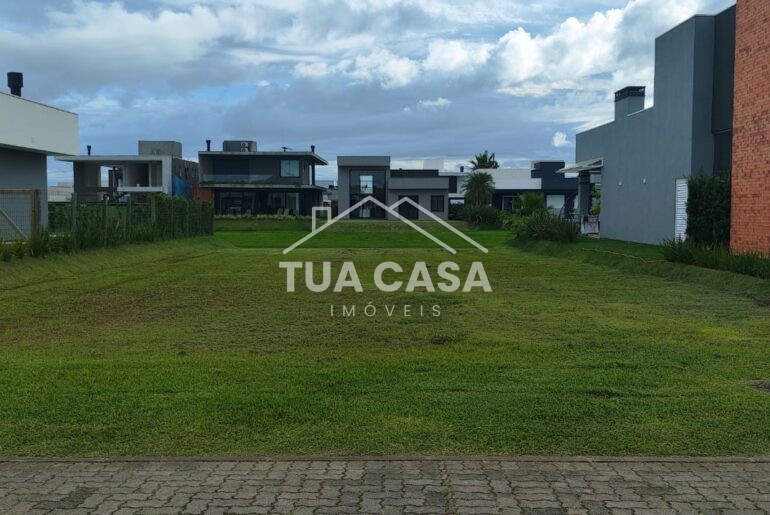 Terreno à venda no Condomínio Reserva das Águas em Torres