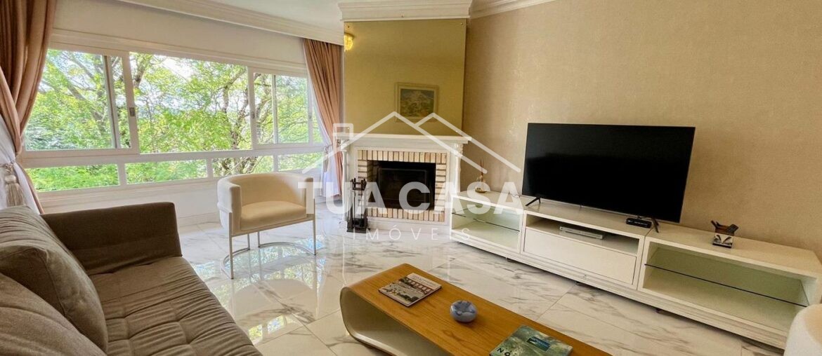 Apartamento à venda no Centro de Gramado com 3 suítes