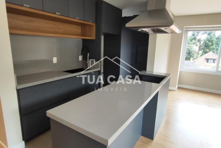 Apartamento à venda em Canela com 2 dormitórios