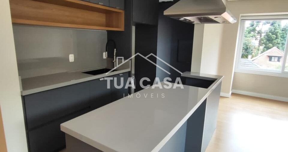 Apartamento à venda em Canela com 2 dormitórios