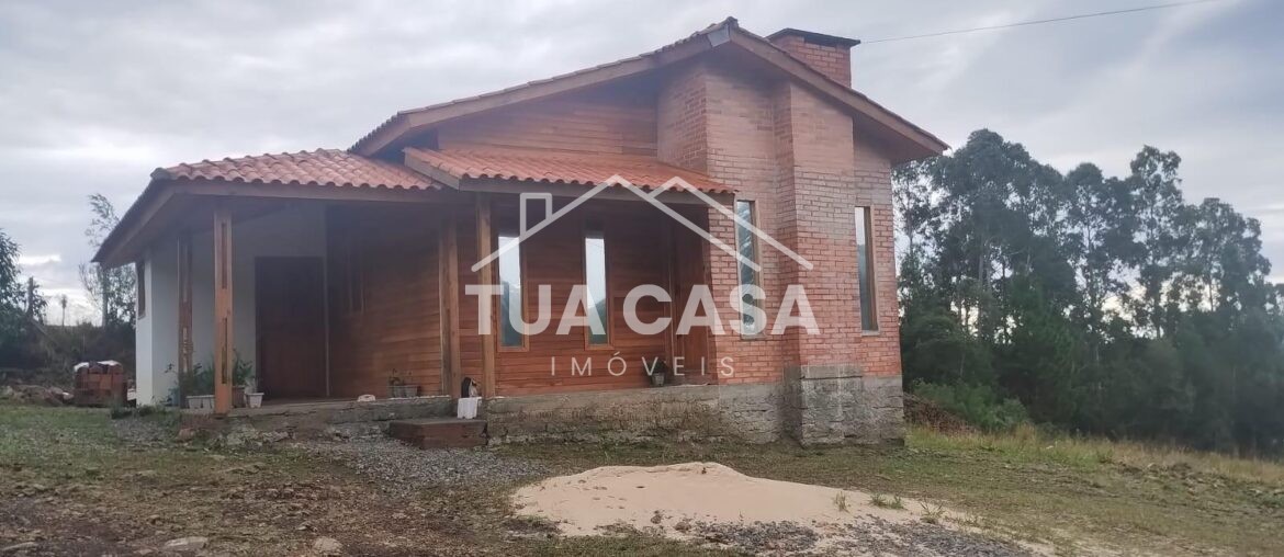 Casa à venda em Canela com 3 dormitórios