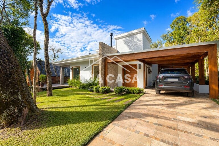 Casa térrea à venda no Condomínio Vila Nova de Gaia em Gramado