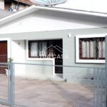 Casa à venda no bairro Floresta em Gramado com 3 quartos